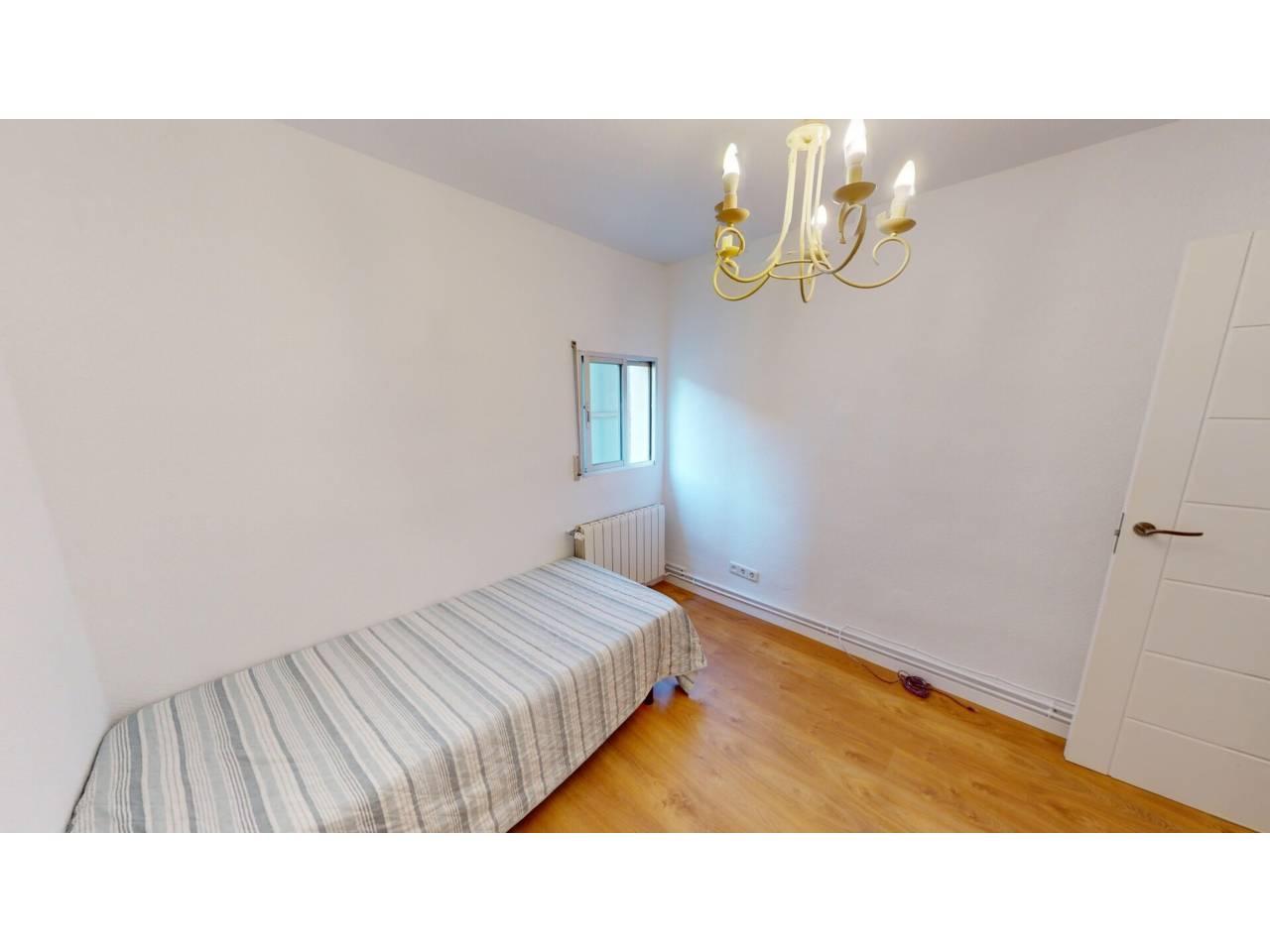 Appartement à louer à Barrio del Pilar  Madrid